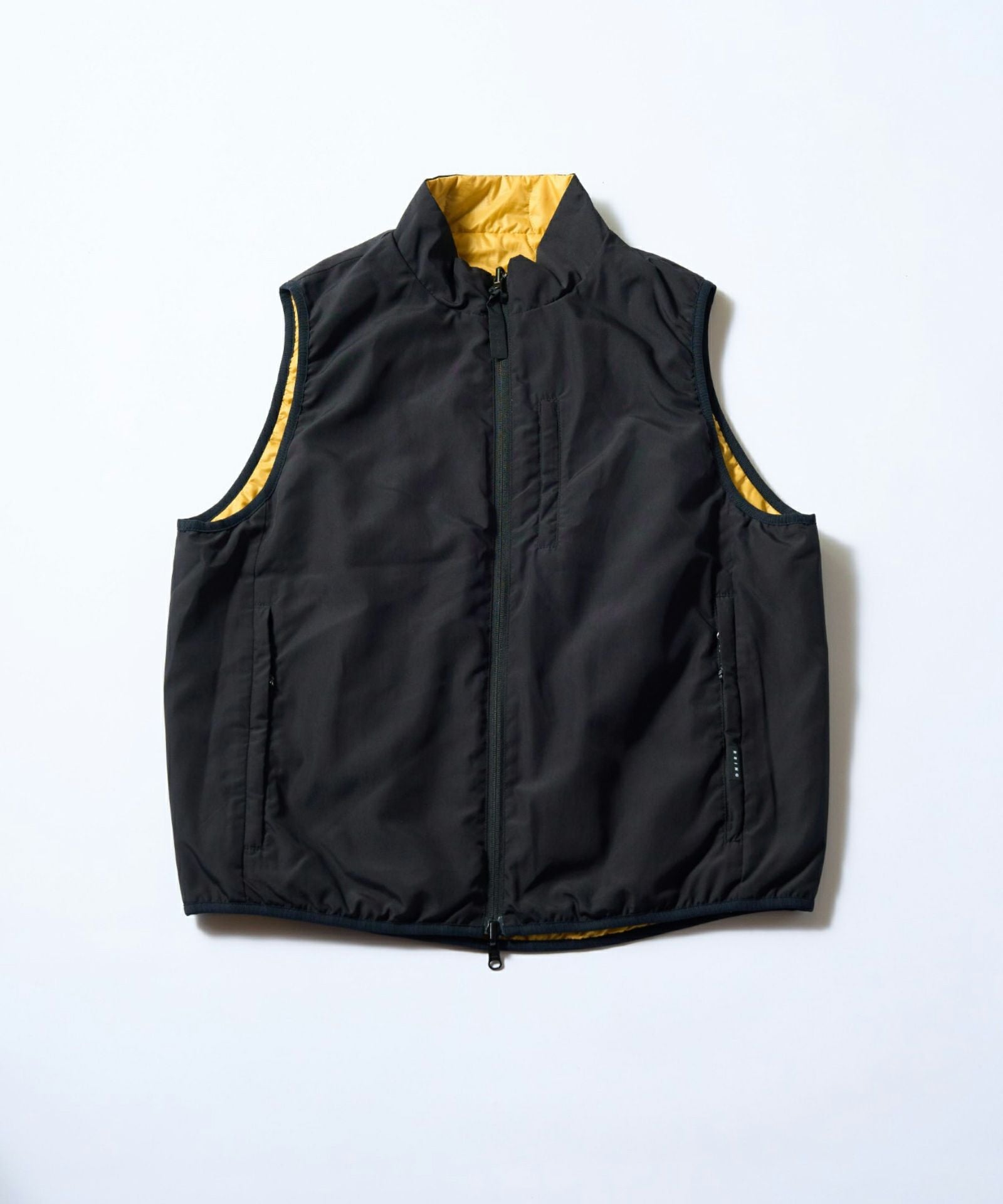 BRING×WILD THINGS 光電子中綿リバーシブルベスト│REVERSIBLE VEST