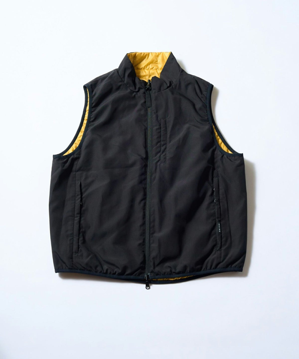 BRING×WILD THINGS 光電子中綿リバーシブルベスト│REVERSIBLE VEST ワイルドシングス