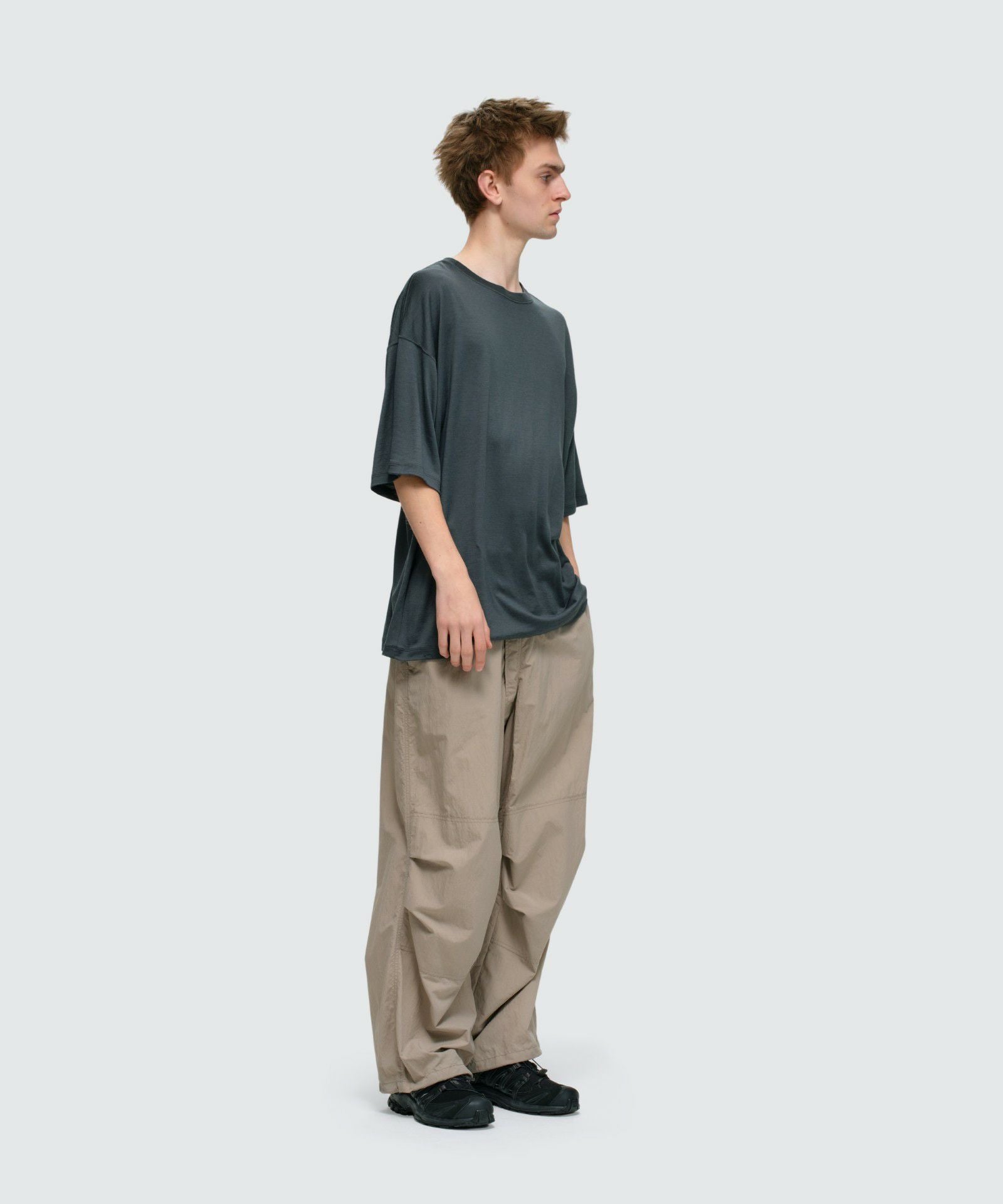 WILD THINGS × URBS 別注 モンスターパンツ SAGE L WILD THINGS × URBS 別注 モンスターパンツ SAGE L - メルカリ