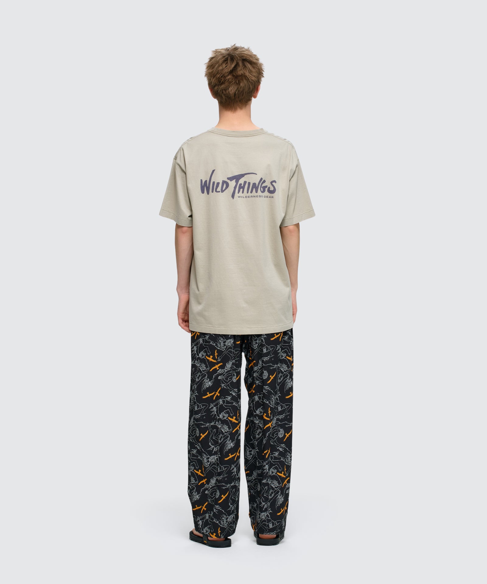 エラスティックナイロンプリントラックスパンツ│ELASTIC NYLON PRINT